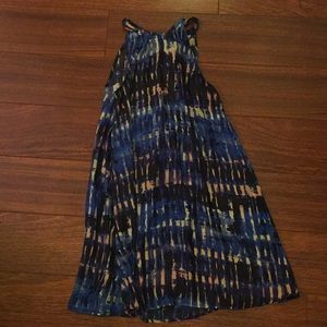 Flowy blue pattern dress